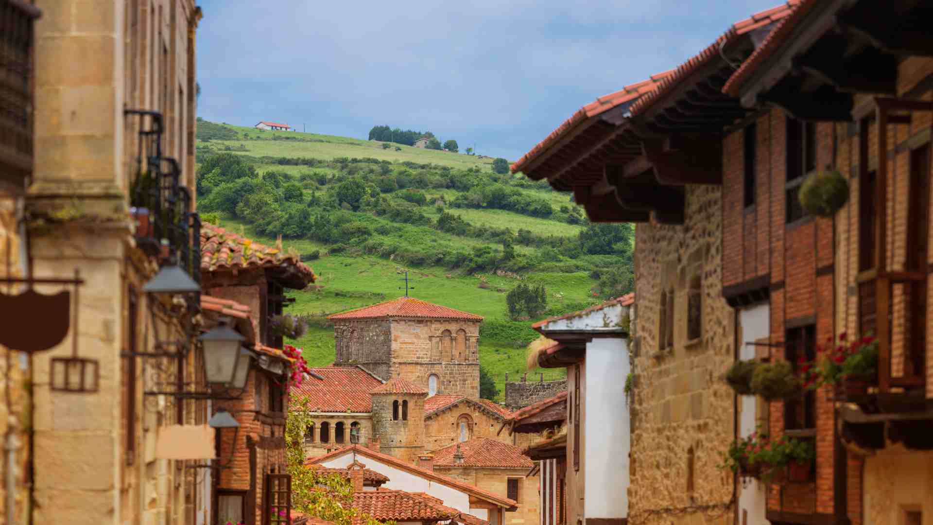 Santillana del Mar - Ruta en Camper por Cantabria